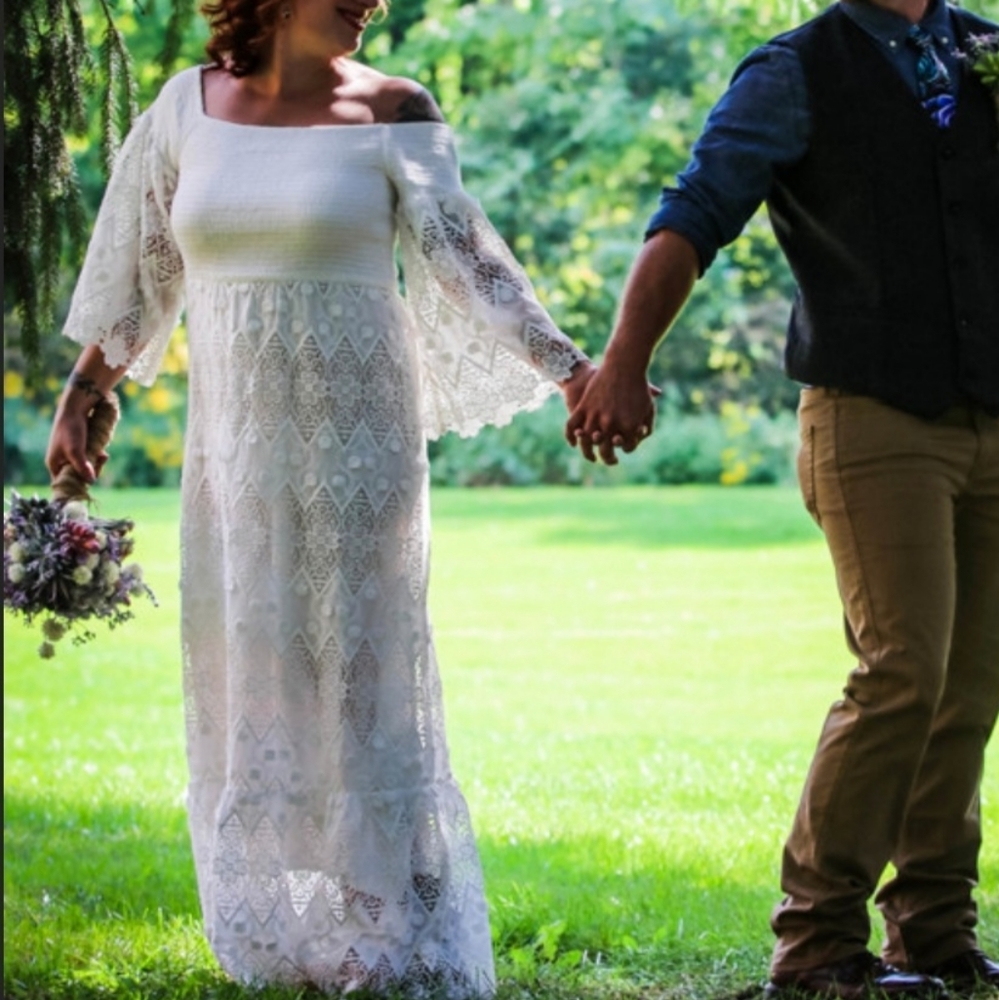 Boho lace Wedding dress worn once